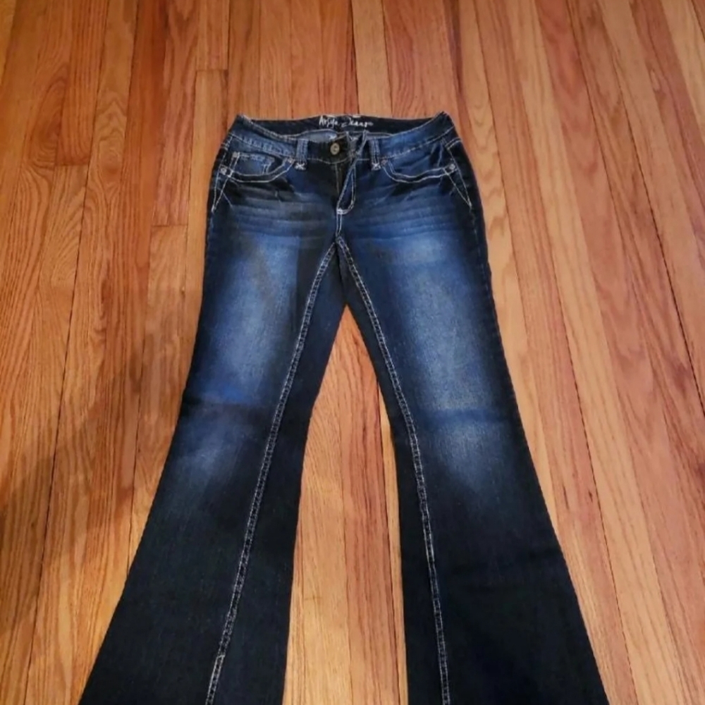 Juniors flare jeans